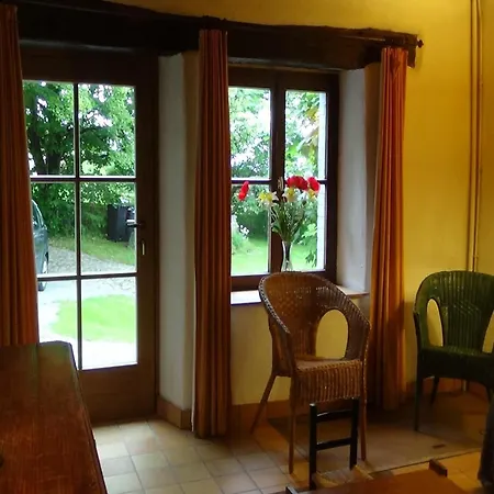 Rustic Vacation Home, Baneux, Cleaning Included * Lierneux
