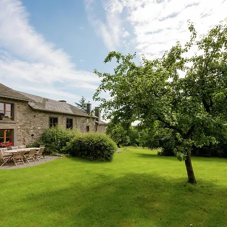 Rustic Vacation Home, Baneux, Cleaning Included Ferienhaus Lierneux
